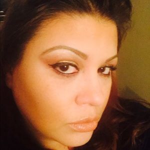 Meet your Posher, Ginaida